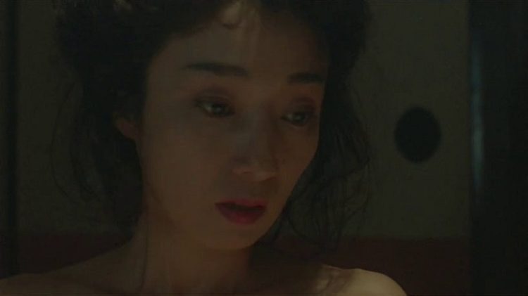 Quan Hệ Trên Gác Mái, The Crawler in the Attic (2016)