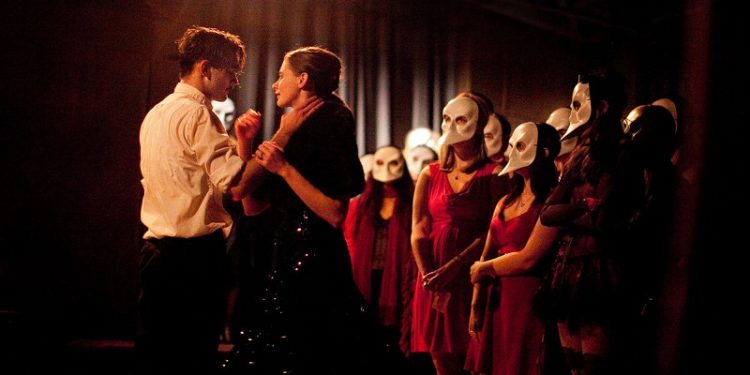 Đừng Ngủ Nữa, Sleep No More (2018)